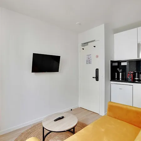 بيت للعطل Cosy And Modern Flat Menilmontant باريس